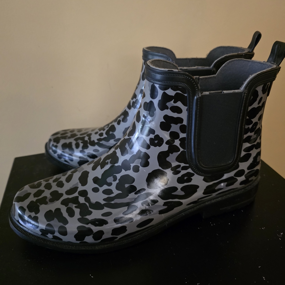 Addition Elle Black and Gray Leopard Print Boots